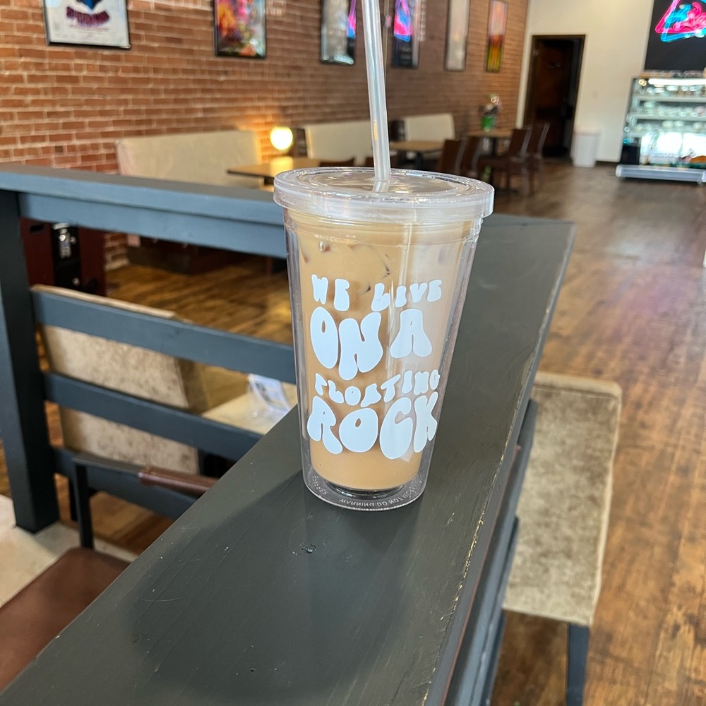Customizable Clear Tumbler with Straw